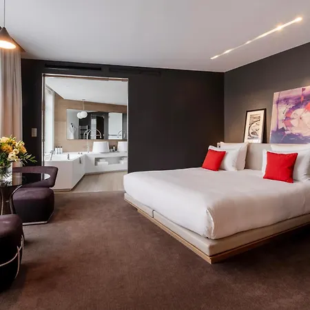 Le Cinq Codet 5* Paris