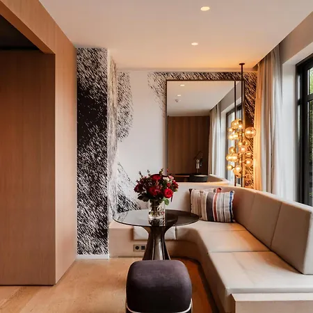 Le Cinq Codet Hotel Parigi