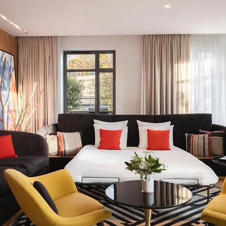 Hotel Le Cinq Codet 5*