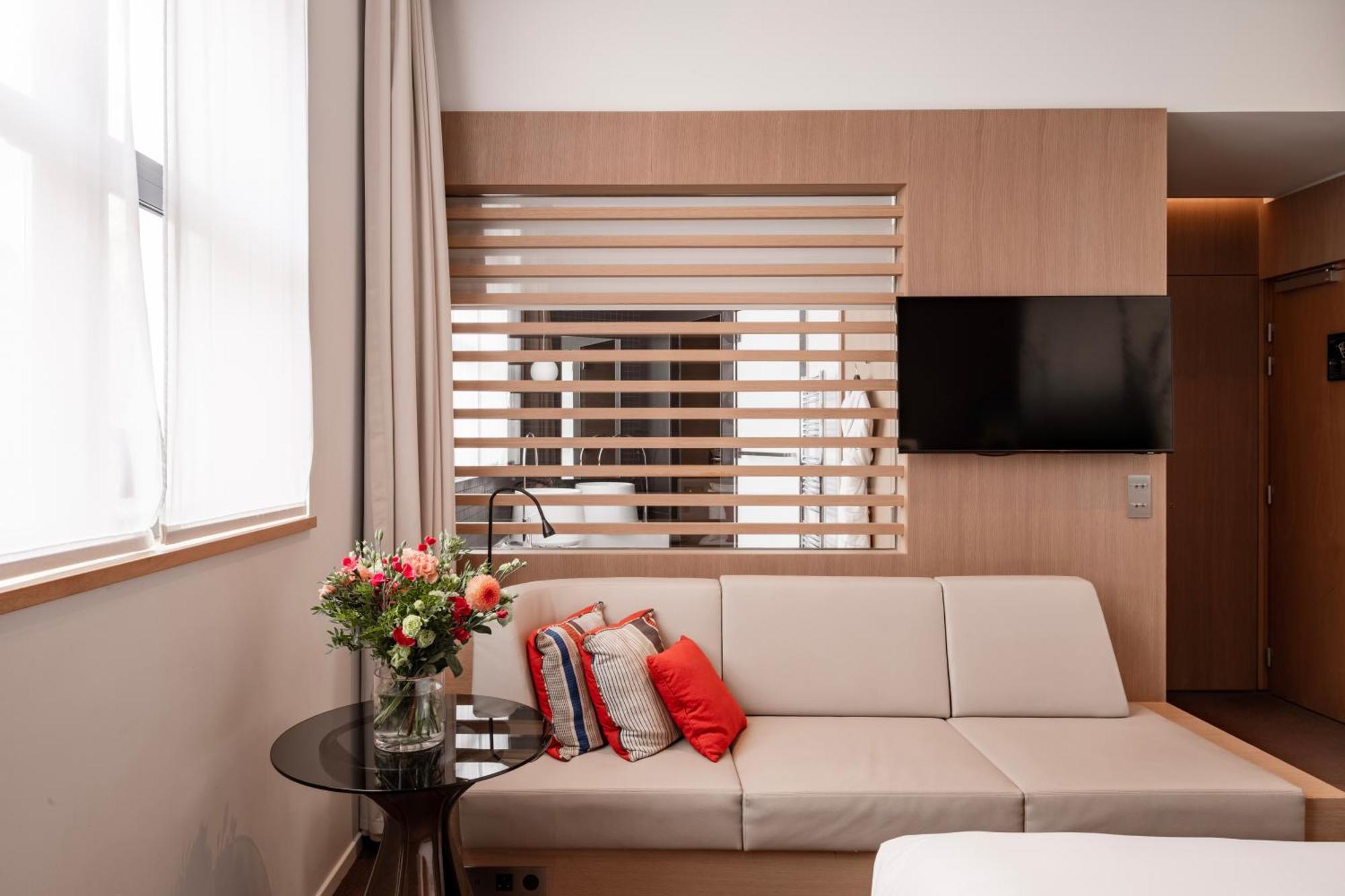 Hotel Le Cinq Codet Paris