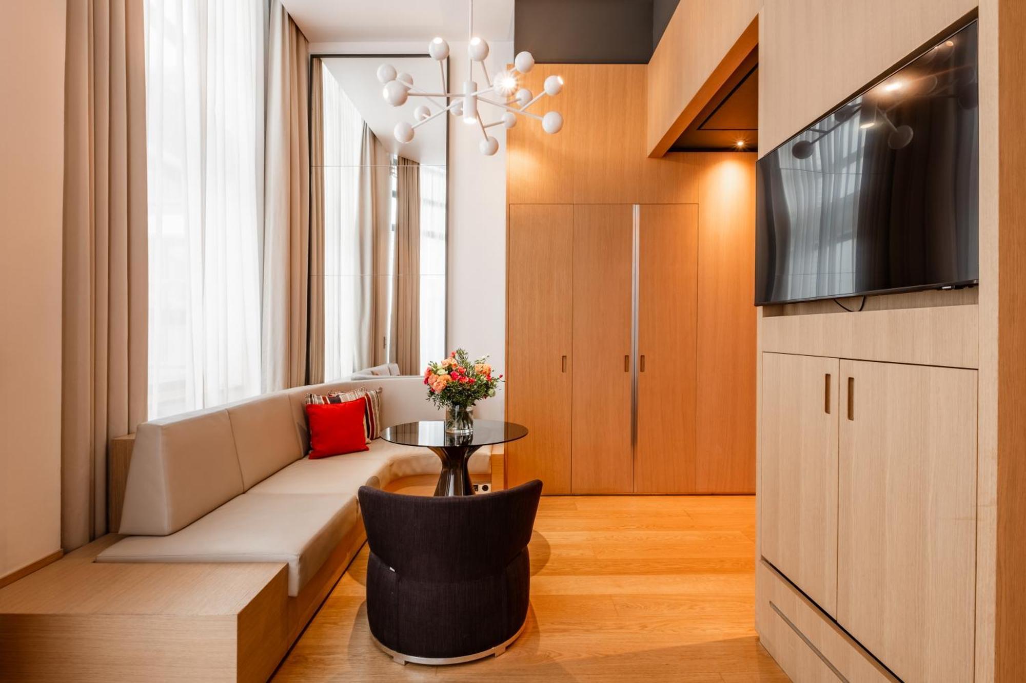 Le Cinq Codet 5* Paris