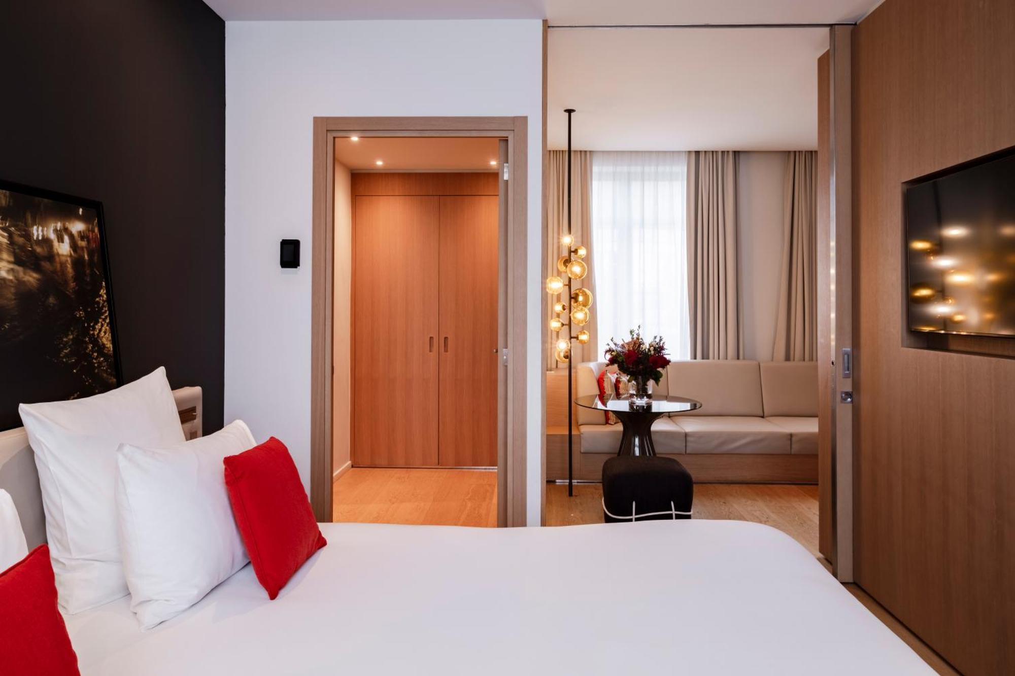 Le Cinq Codet 5* Paris
