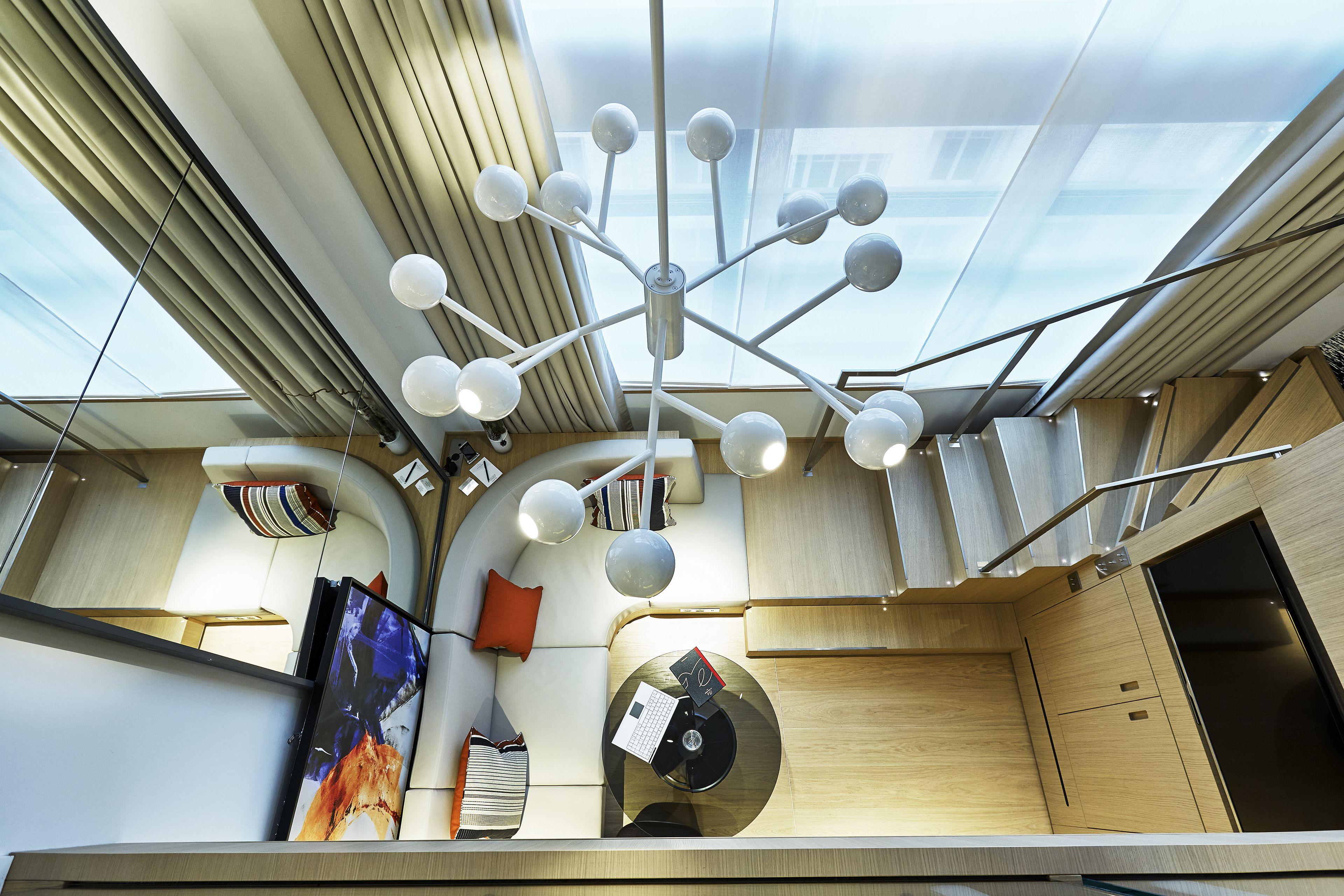 Le Cinq Codet Hotel 5*