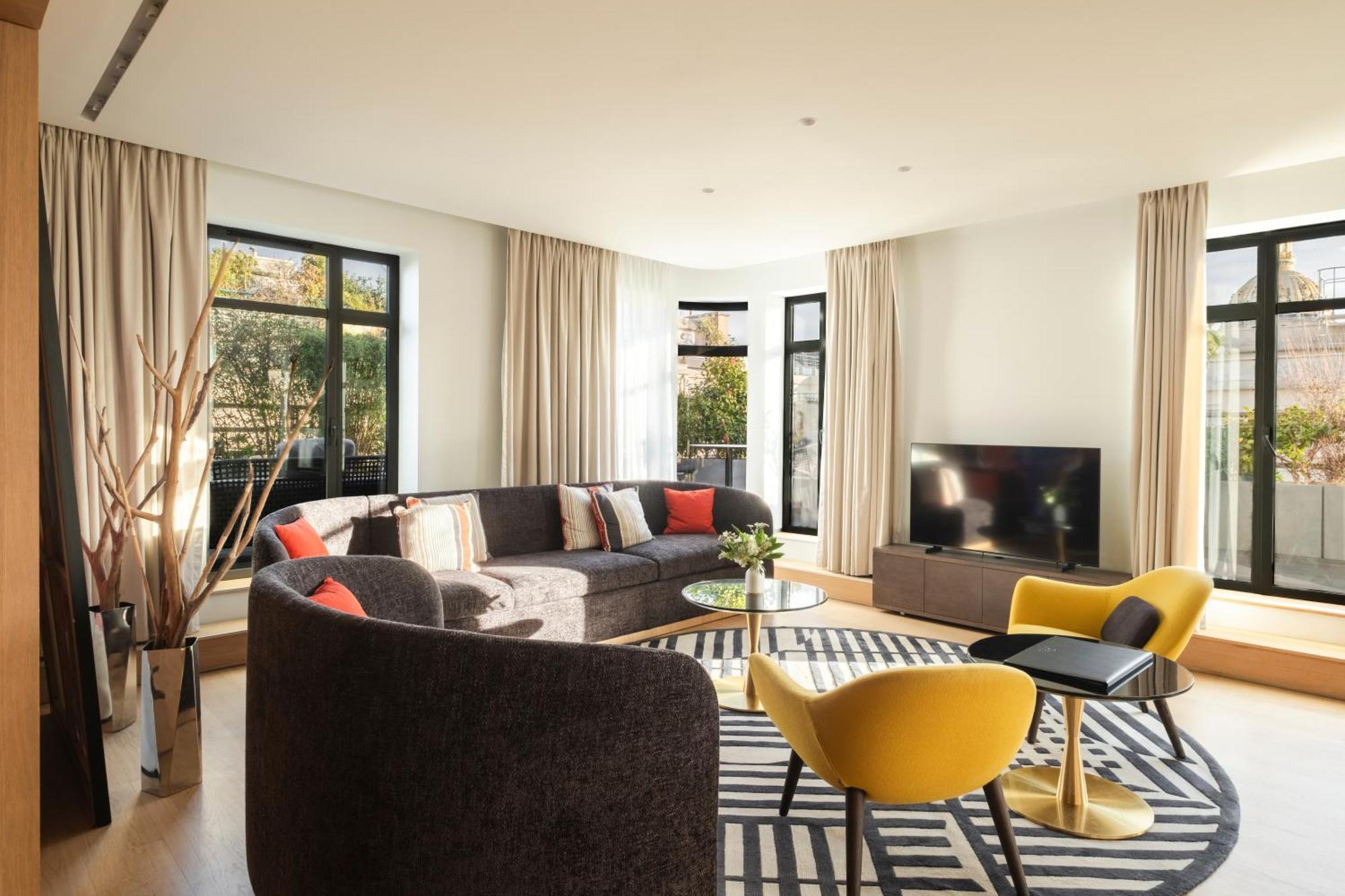 Hotel Le Cinq Codet 5*